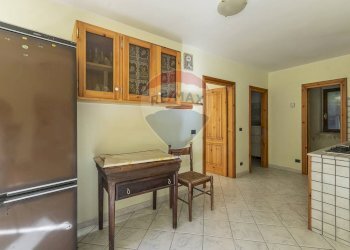 Sala da pranzo - Appartamento Via Benedetto Virgilio
192, Villetta Barrea - foto 7