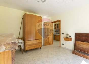 Camera / camera da letto - Appartamento Via Benedetto Virgilio
192, Villetta Barrea - foto 21