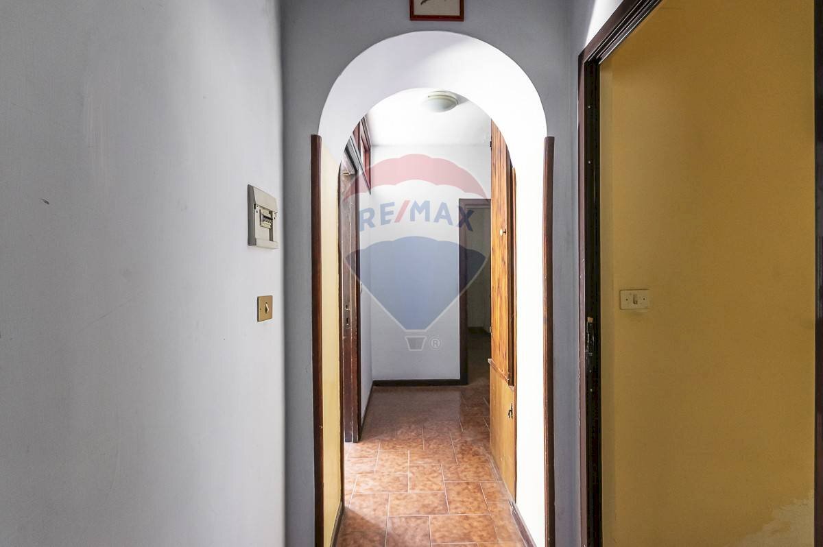 Hall / corridoio - Appartamento VIA BENEDETTO VIRGILIO
 
192, Villetta Barrea - foto 3