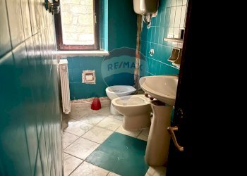 Bagno - Appartamento VIA BENEDETTO VIRGILIO
192, Villetta Barrea - foto 16