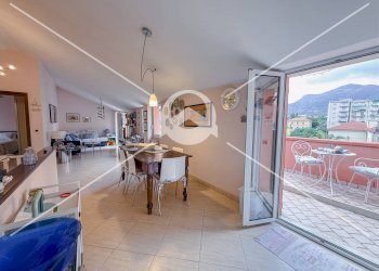 Foto 1 - Trilocale Via Garibaldi
 
148, Loano - foto 1