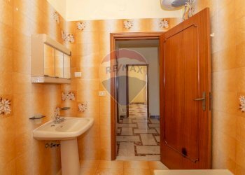 Bagno - Quadrilocale Via Pitagora
 
26, Comiso - foto 11