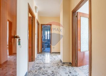 Hall / corridoio - Casa semi indipendente Viale Regina Margherita
 
70, Villamagna - foto 5