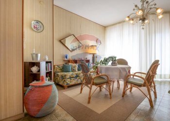 Sala da pranzo - Villa VIALE ALCIONE
 
68, Francavilla al Mare - foto 8