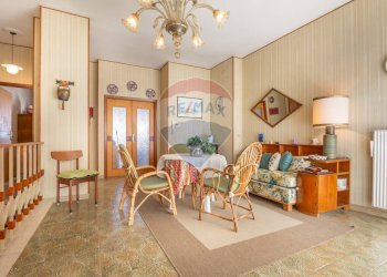 Sala da pranzo - Villa VIALE ALCIONE
 
68, Francavilla al Mare - foto 2