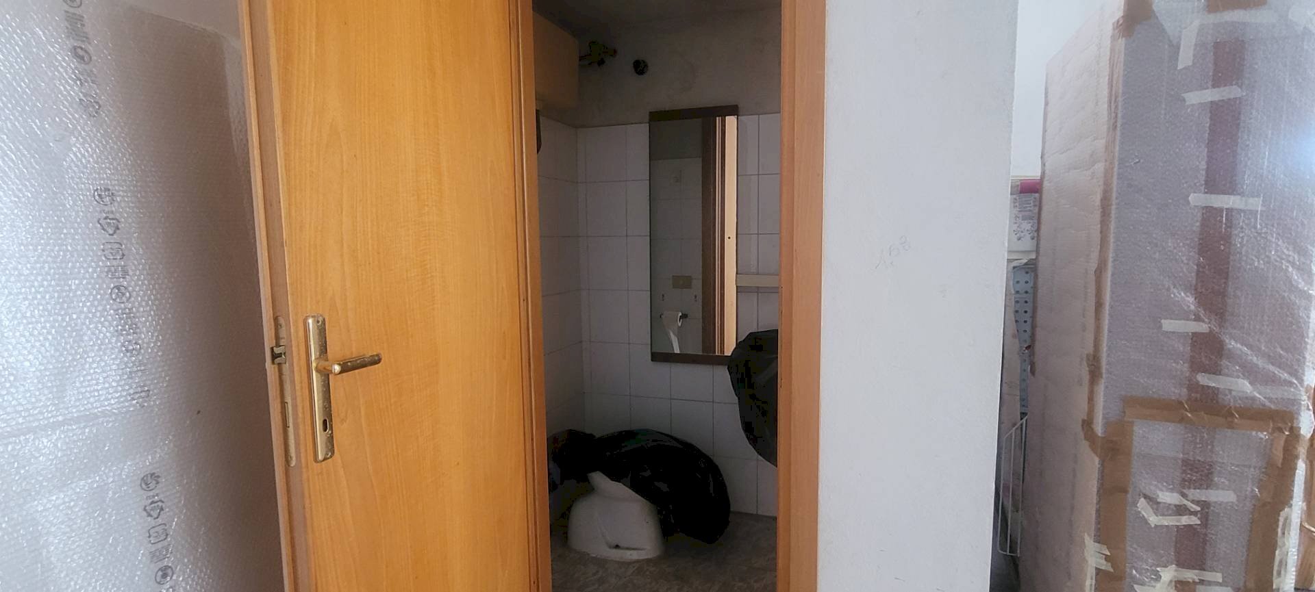 Foto 7 - Locale Commerciale via G. Pascoli
 
100, Cascina - planimetria 1