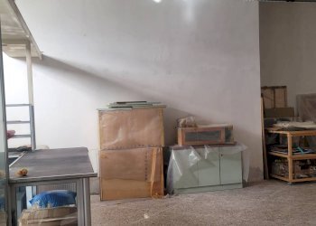 Foto 2 - Locale Commerciale via G. Pascoli
 
100, Cascina - foto 2