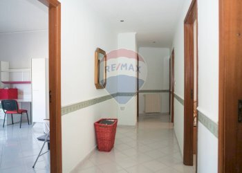 Hall / corridoio - Appartamento Via Pergusa
 
205, Enna - foto 11