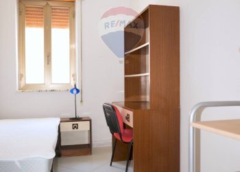 Camera / camera da letto - Appartamento Via Pergusa
 
205, Enna - foto 15