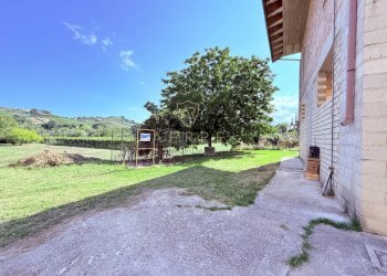 Foto 9 - Casa indipendente Contrada Val di Foro
 
61, Villamagna - foto 9