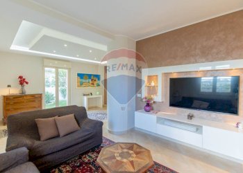 Soggiorno - Villa Via Vienna
 
18/20, Casamassima - foto 4