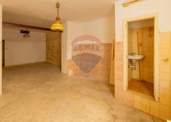 Hall / corridoio - Independent house Vico I Votano
 
50, Martina Franca - photo 3