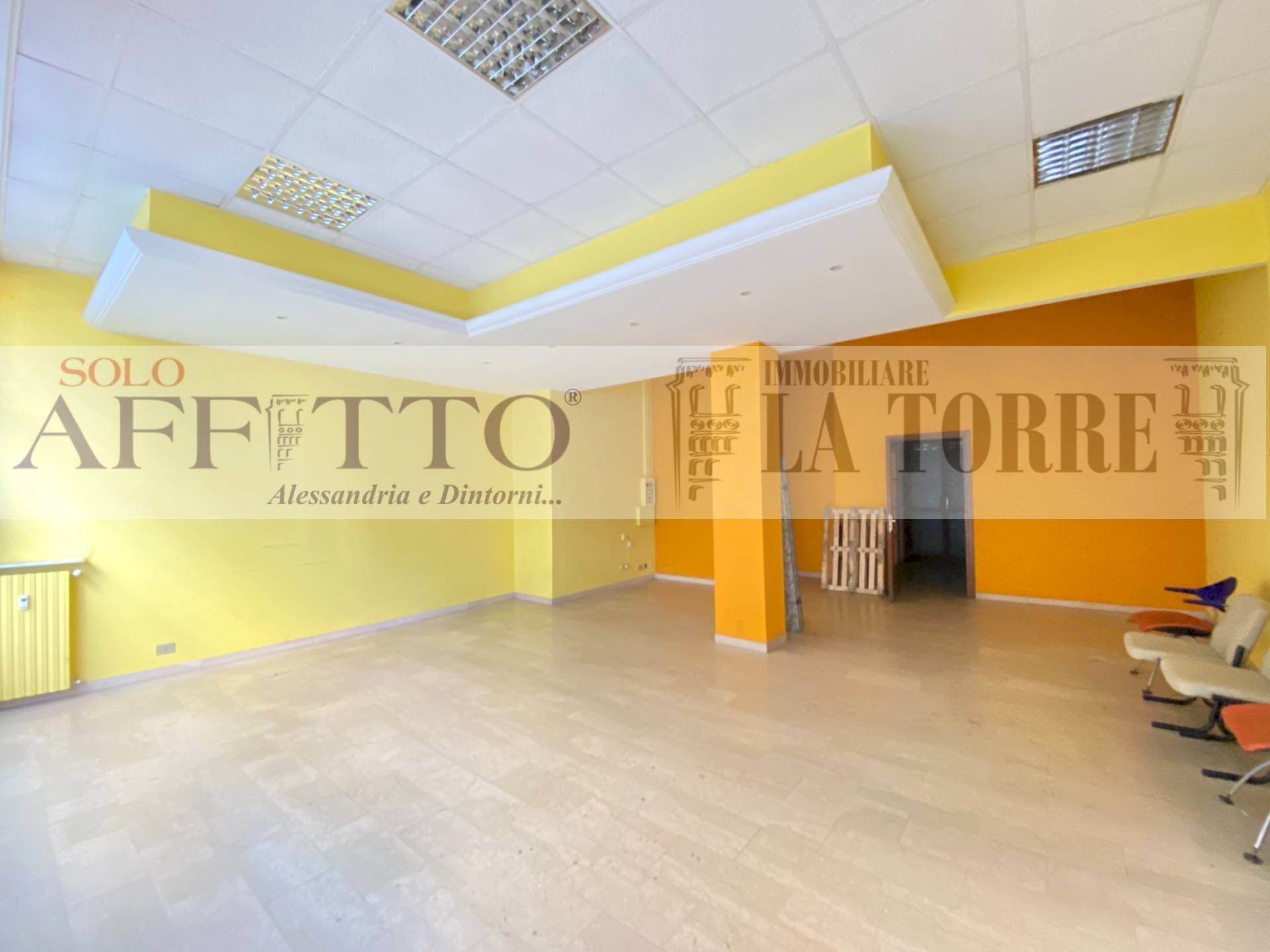 Foto 1 - Commercial Premises Tortona, Alessandria - photo 1