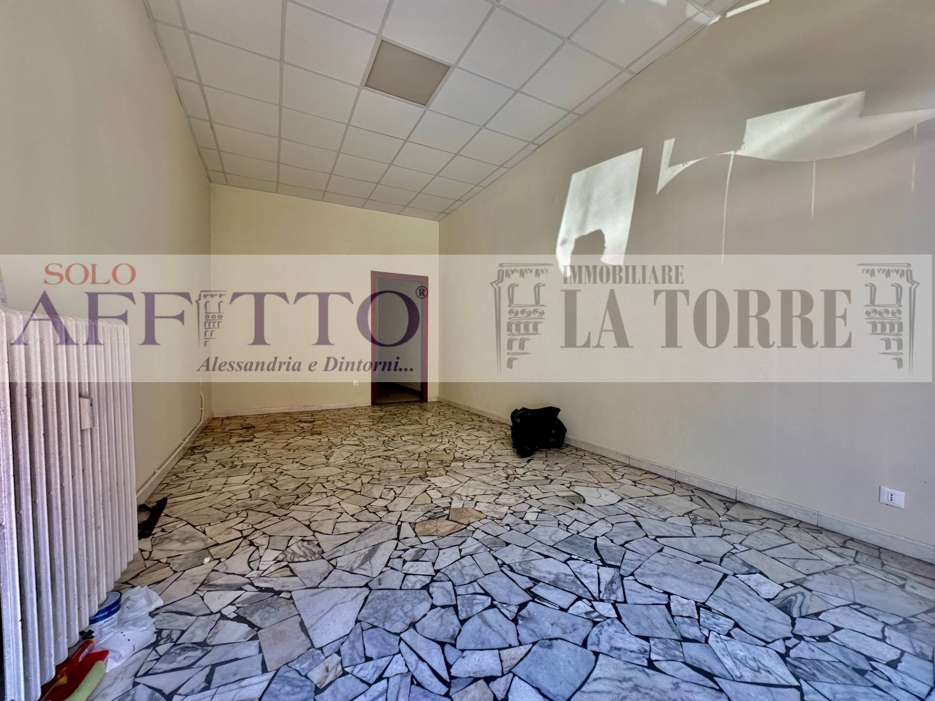 Foto 1 - Commercial Premises Corso Virginia Marini, Alessandria - photo 1