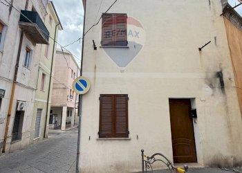 Casa all\'aperto - Casa indipendente via cantù
 
2, Sennori - foto 4