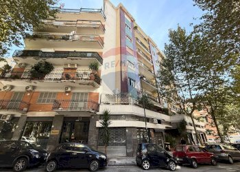 Edificio all\'aperto - Appartamento Via Giuseppe Bonito, Napoli - foto 3