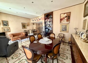 Sala da pranzo - Appartamento Via Giuseppe Bonito, Napoli - foto 8