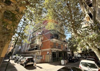 Edificio all\'aperto - Appartamento Via Giuseppe Bonito, Napoli - foto 1