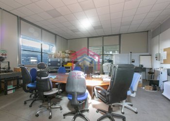 Foto 13 - Capannone Via Pier Francesco Calvi
 
13, Pomezia - foto 13