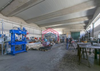 Foto 36 - Capannone Via Pier Francesco Calvi
 
13, Pomezia - foto 36