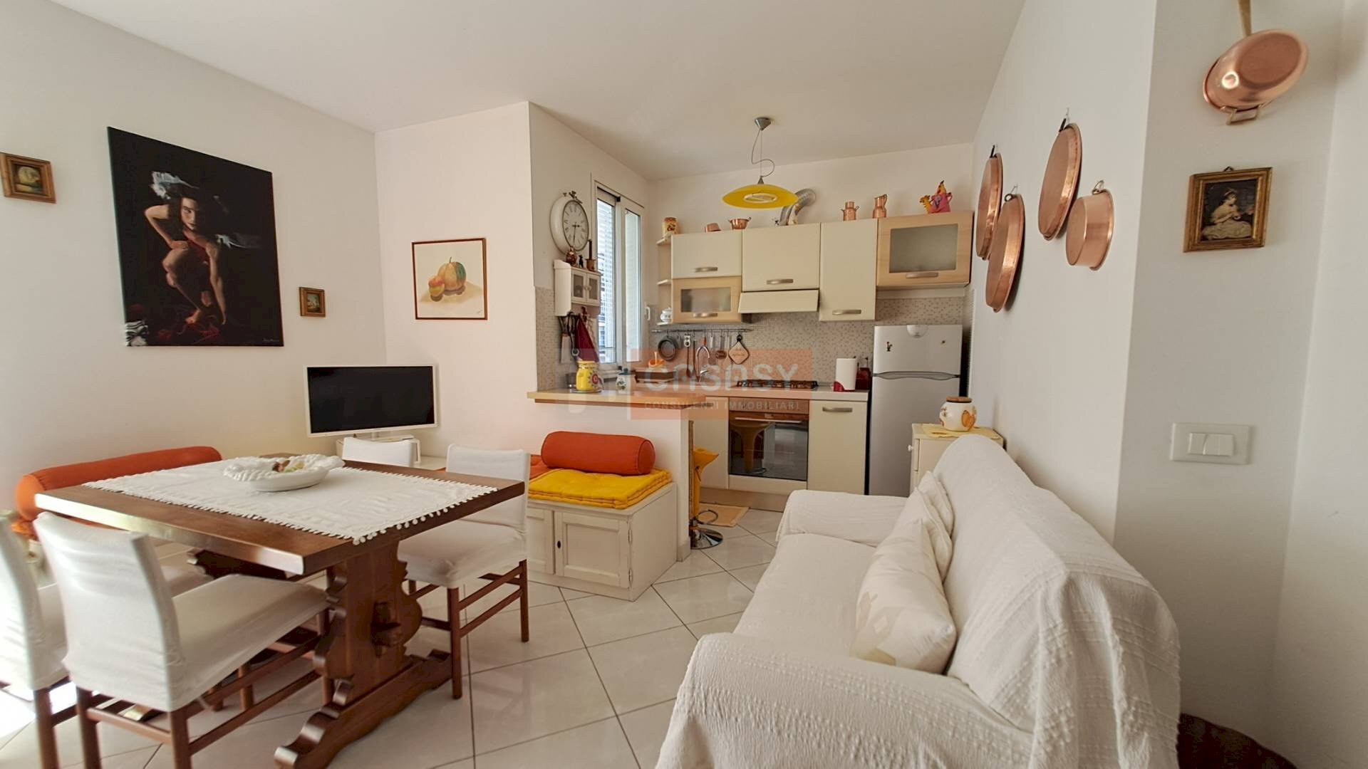 Foto 1 - Three-room apartment Via Einaudi
 
55-56/A, Albenga - photo 1