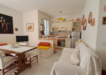 Foto 1 - Trilocale Via Einaudi
 
55-56/A, Albenga - foto 1