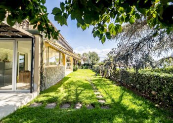 Foto 12 - Villa Via Giacomo Leopardi
 
28, San Gregorio di Catania - foto 12