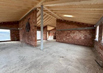 Stanza non arredata - Villa via Giuseppe Mazzini, Brebbia - foto 16