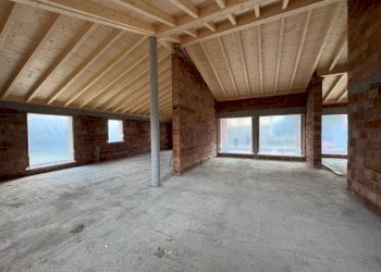 Stanza non arredata - Villa via Giuseppe Mazzini, Brebbia - foto 21