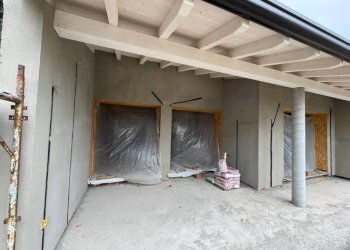 Facciata - Villa via Giuseppe Mazzini, Brebbia - foto 34