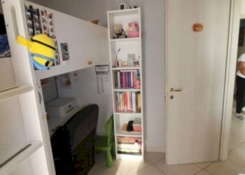 Cameretta - Three-room apartment via Evasio Montanella, Genova - photo 15