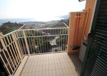 Balcone - Three-room apartment via Evasio Montanella, Genova - photo 26