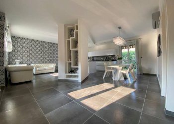 Salone - Villa via Tetti Grella, Vinovo - foto 8