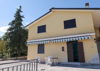 Foto 3 - Casa indipendente Contrada Ponteromito
 
66, Montemarano - foto 3