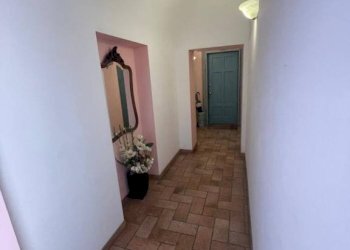 Corridoio - Appartamento via Vescovado, 2, Alessandria - foto 2