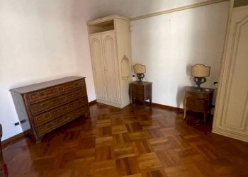 Camera da letto - Apartment via Vescovado, 2, Alessandria - photo 13