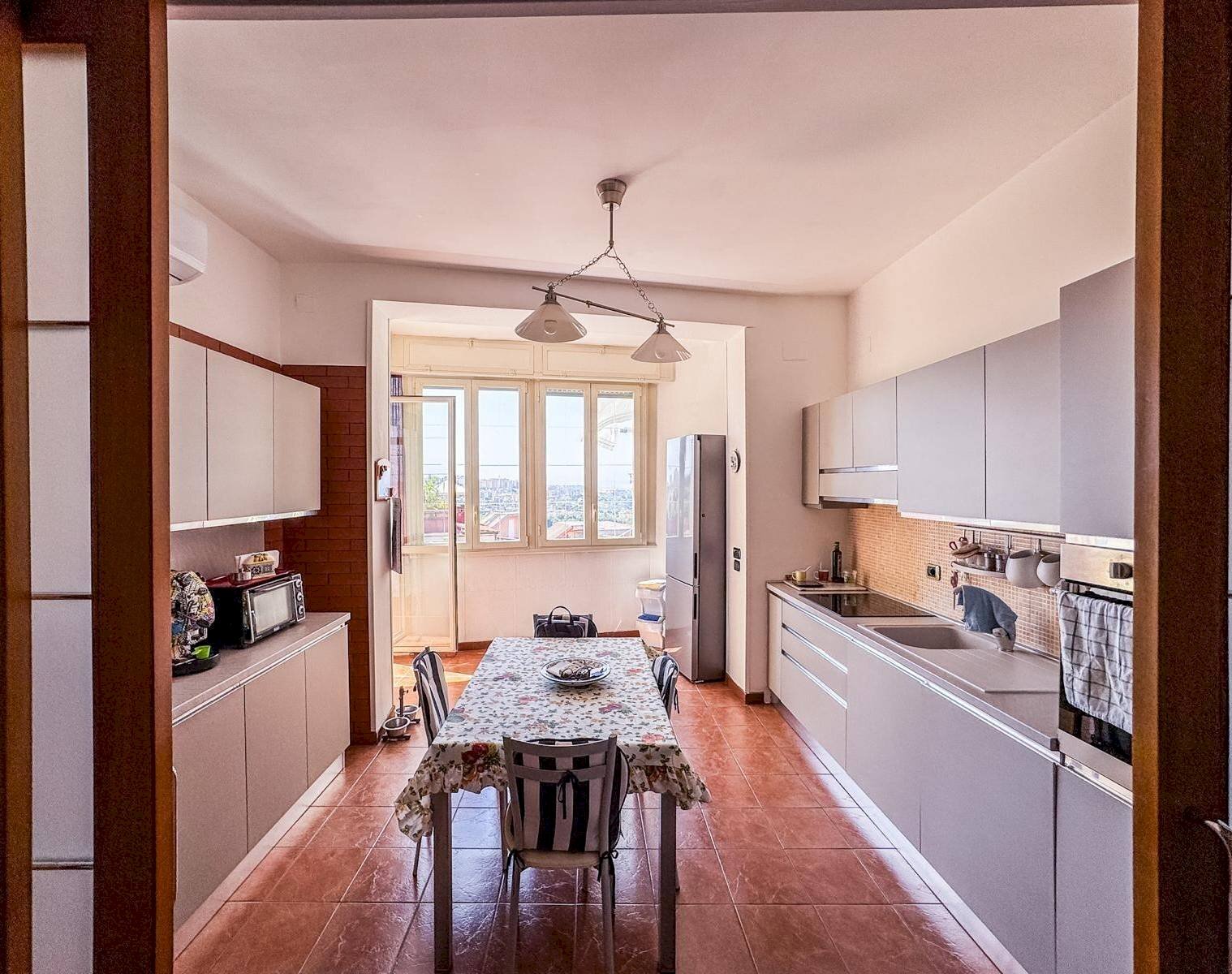 Foto 3 - Bilocale Via Pigna
 
96, Napoli - foto 3