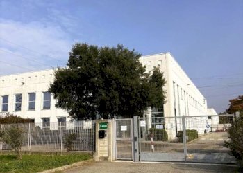 Facciata - Stabile - Palazzo via Giulio Pastore, 20, Moncalieri - foto 2