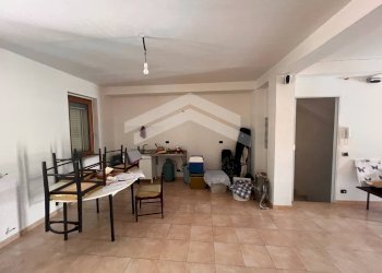 Foto 3 - Stabile - Palazzo Via IV Novembre
 
30, Petrella Tifernina - foto 3