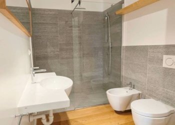 Bagno - Trilocale strada dei Tetti Bertoglio, 92, Torino - foto 21