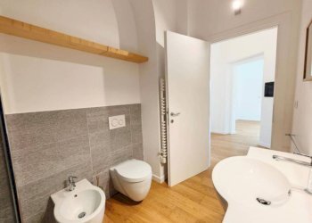 Bagno - Trilocale strada dei Tetti Bertoglio, 92, Torino - foto 26