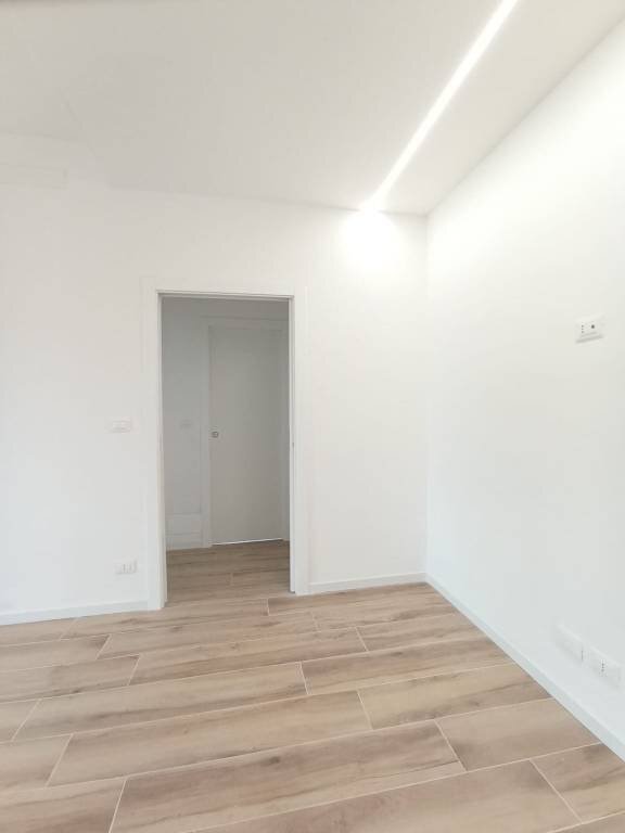 Camera da letto - Trilocale via Tiziano Vecellio, 8, Asti - foto 2