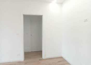 Camera da letto - Trilocale via Tiziano Vecellio, 8, Asti - foto 2