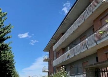 Facciata - Four-room apartment via Camillo Benso di Cavour, 7, Bagnolo Piemonte - photo 16