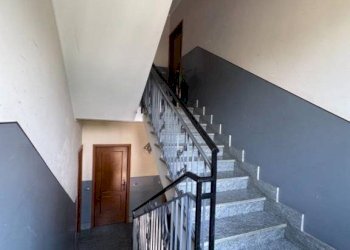 Interno palazzo - Four-room apartment via Camillo Benso di Cavour, 7, Bagnolo Piemonte - photo 22