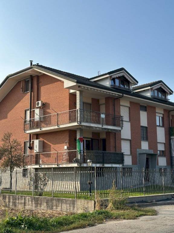 Four-room apartment strada degli Occhini, Carmagnola - photo 2