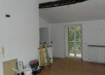 Soggiorno - Bilocale all'asta via Ponterotto, 80a, Genova (zona Marassi) - foto 7