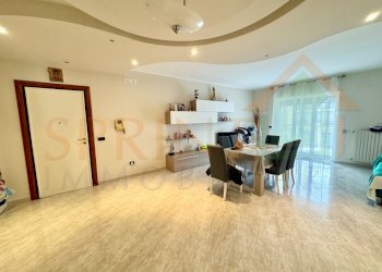 IMG_2308.jpg - Quadrilocale Monopoli - foto 1