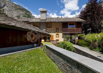 AFFITTO COURMAYEUR: esterno - Villa Courmayeur - foto 17
