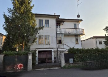 20251014_174017.jpg - Villa Piazza Ungheria RO, Rovigo - foto 1